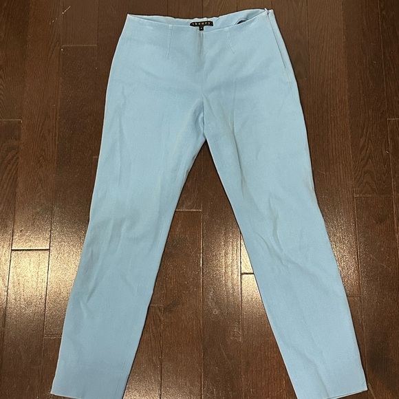 ⚡️2/$25⚡️ Theory Women’s Sky Blue Slim Ankle Trouser Pants 🩵 | Size 4 - Picture 1 of 8